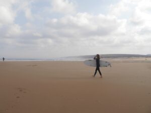 surf guide algarve empty beach bordeira