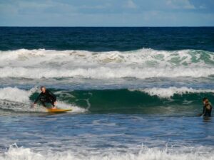 brother and sister surf guiding algarve
